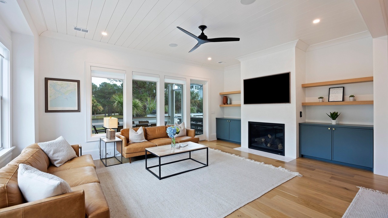 Photo of Livingroom in Seabrook Island