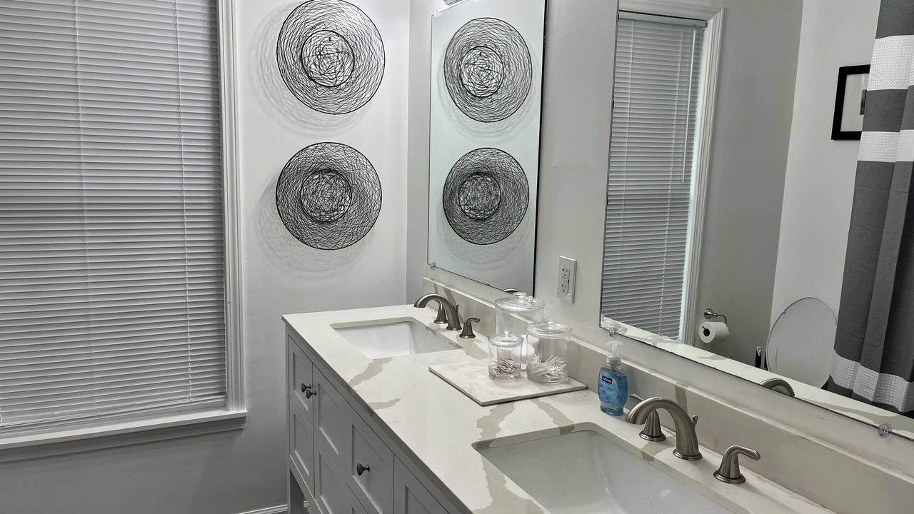Photo of Bathroom in Hopkins