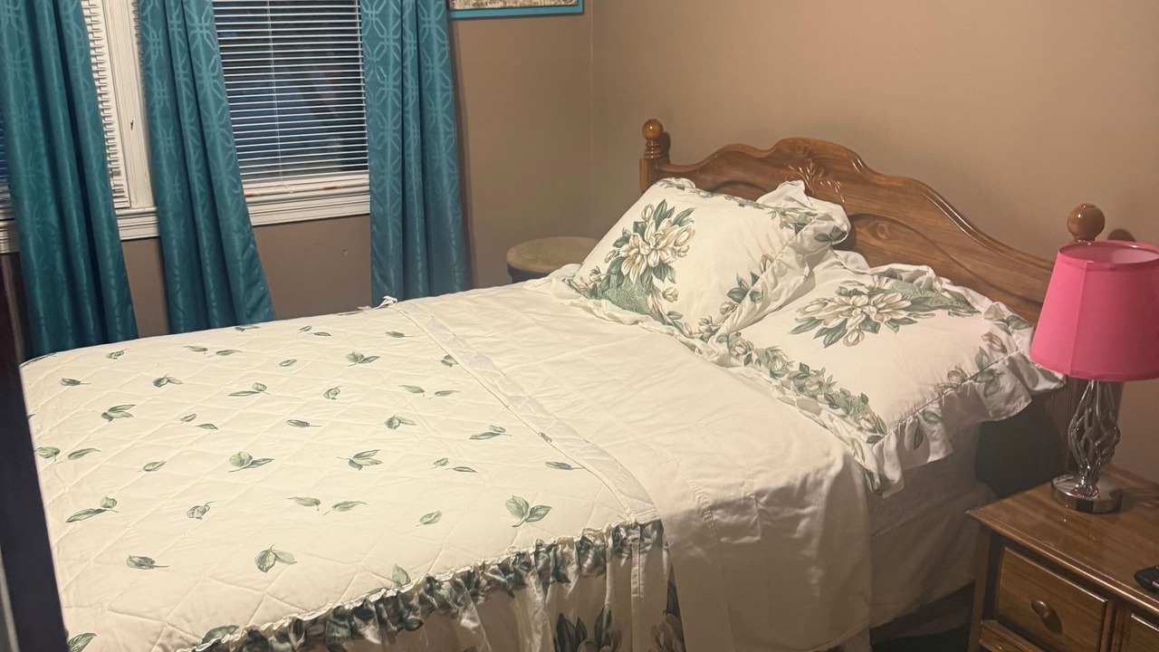 Photo of Bedroom in Columbia