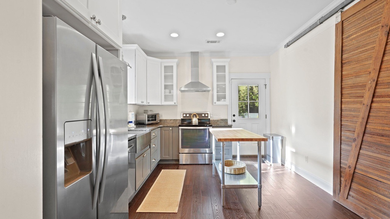 Photo of Kitchen in Isle of Hope Historic District