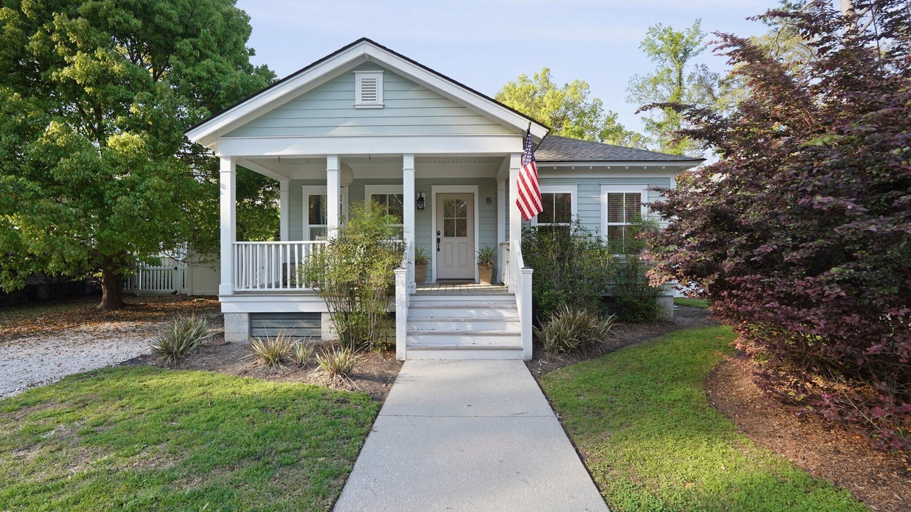 Photo of Outdoor in Isle of Hope Historic District