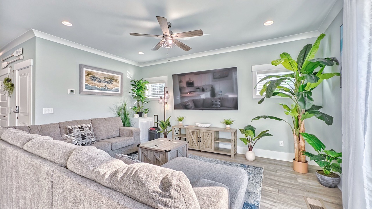 Photo of Livingroom in Folly Field