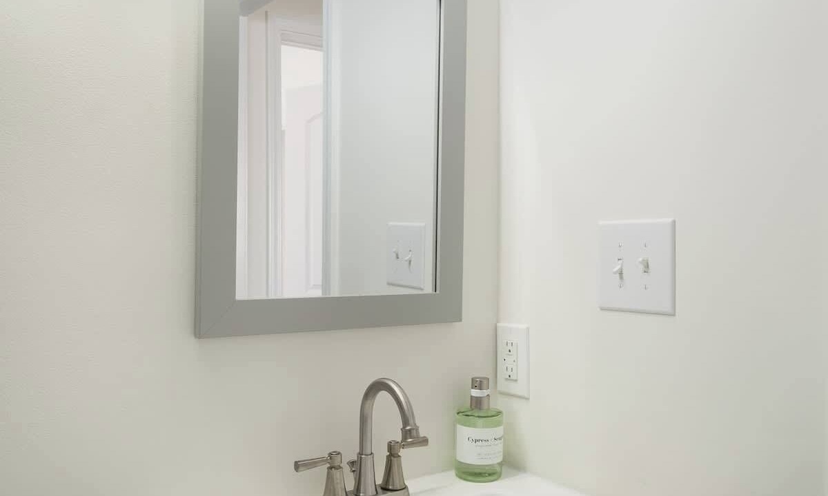 Photo of Bathroom in Airlie