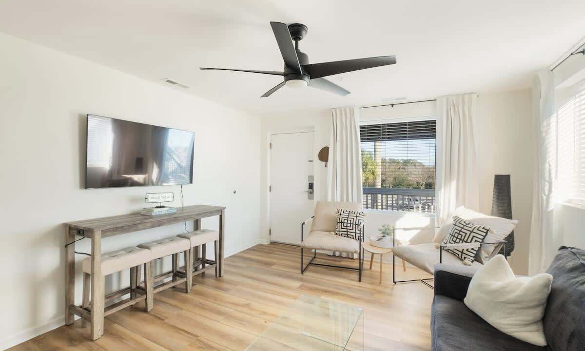 Photo of Livingroom in Airlie