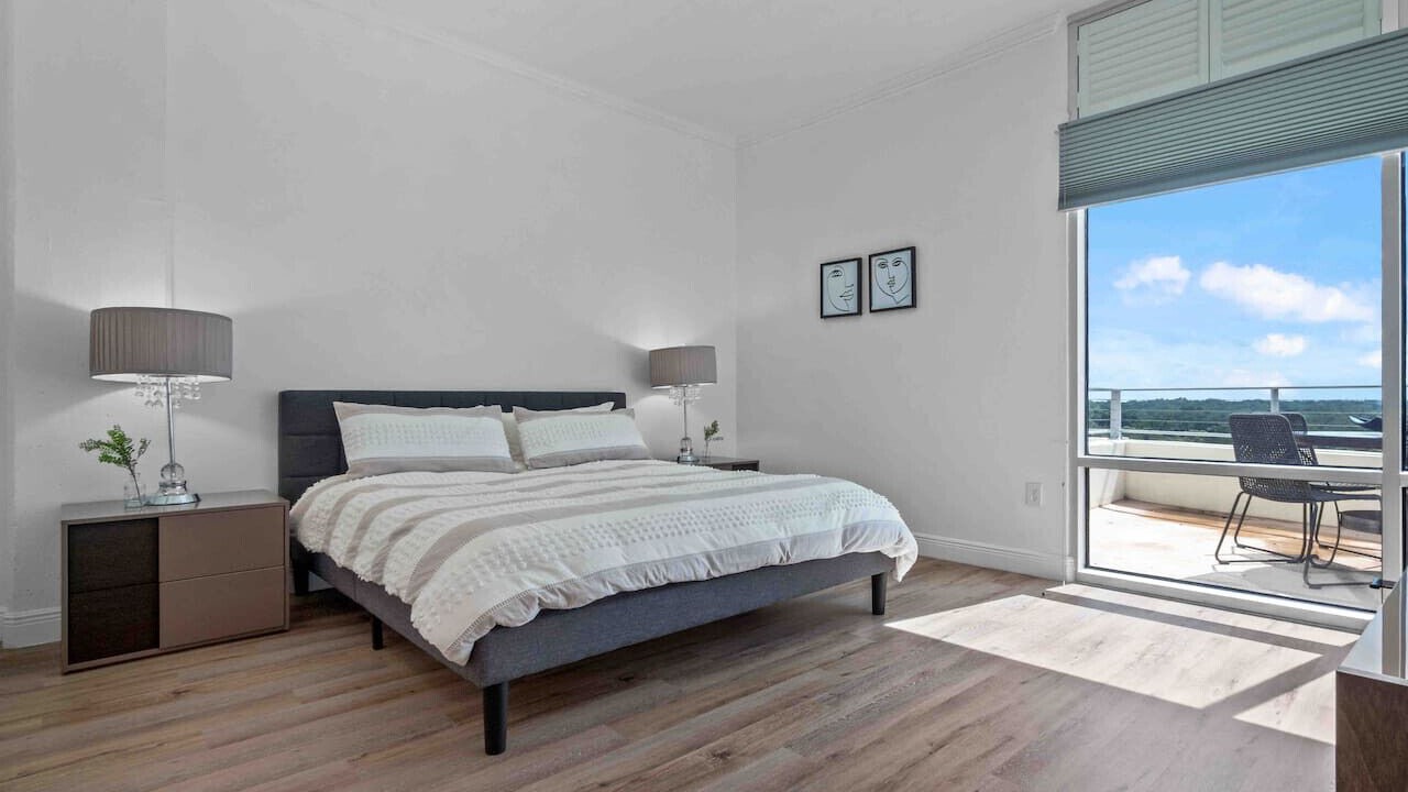 Photo of Bedroom in South Eola