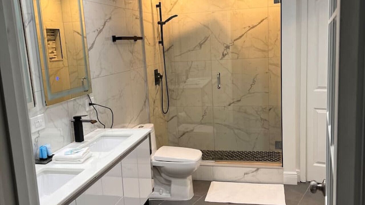Photo of Bathroom in South Eola