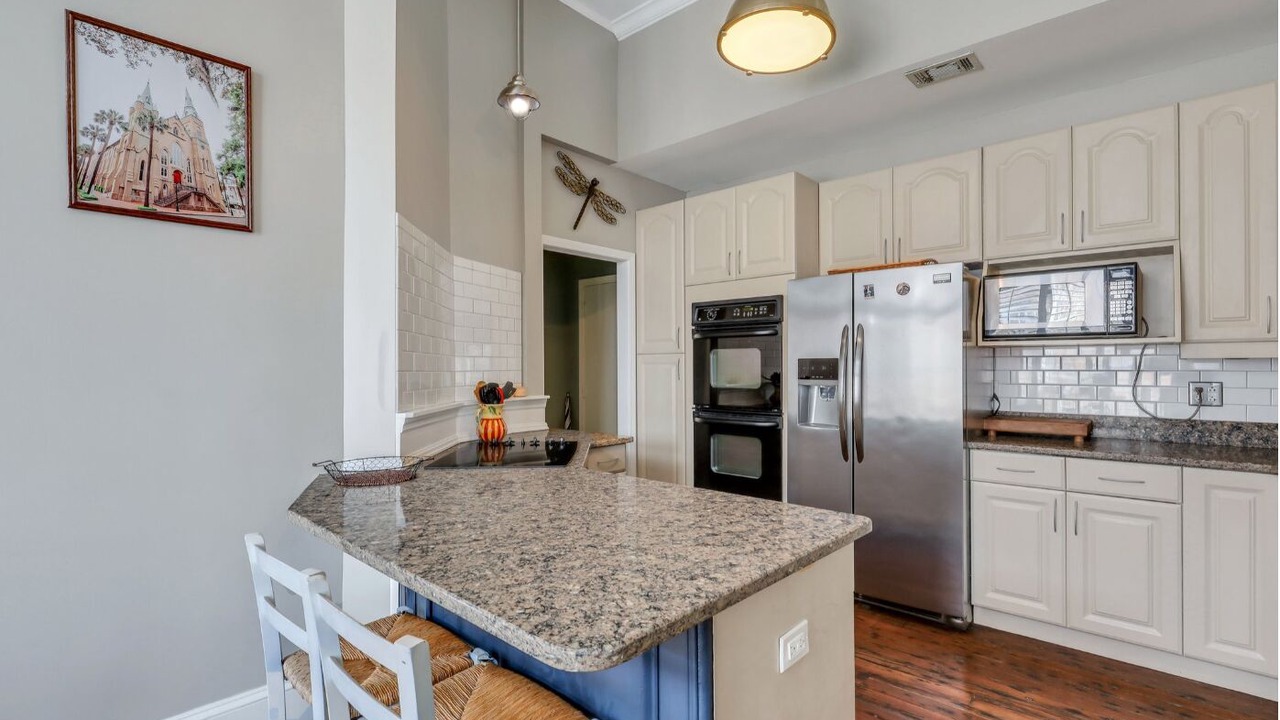 Photo of Kitchen in Yamacraw Village