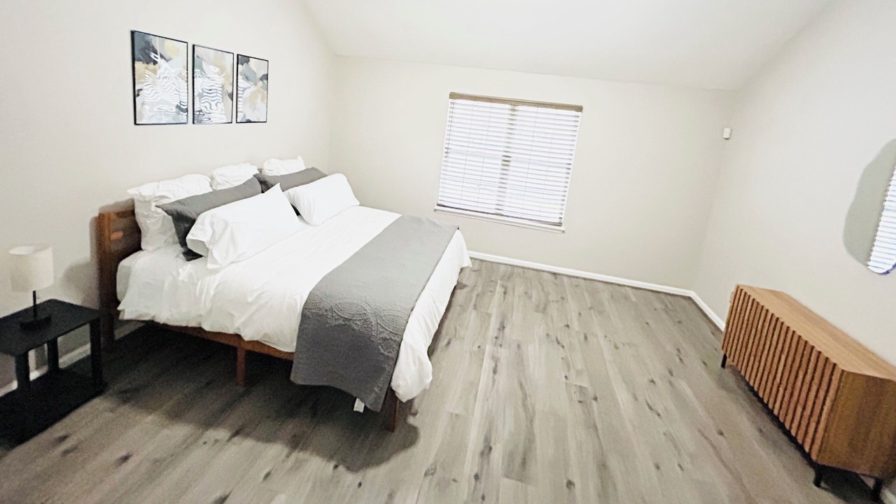 Photo of Bedroom in Martinez