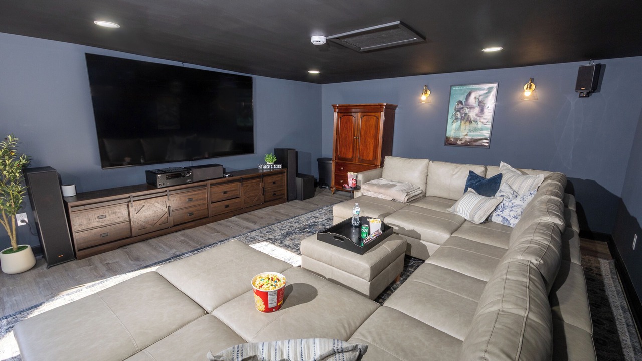 Photo of Livingroom in Terry Sanford