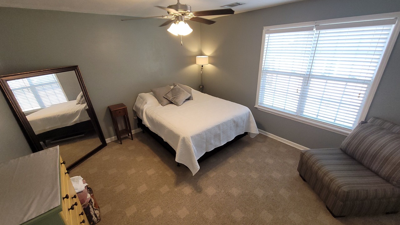 Photo of Bedroom in Grovetown