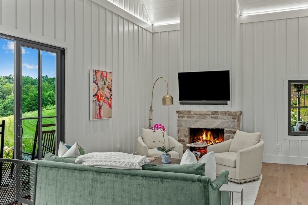 Photo of Livingroom in Cashiers