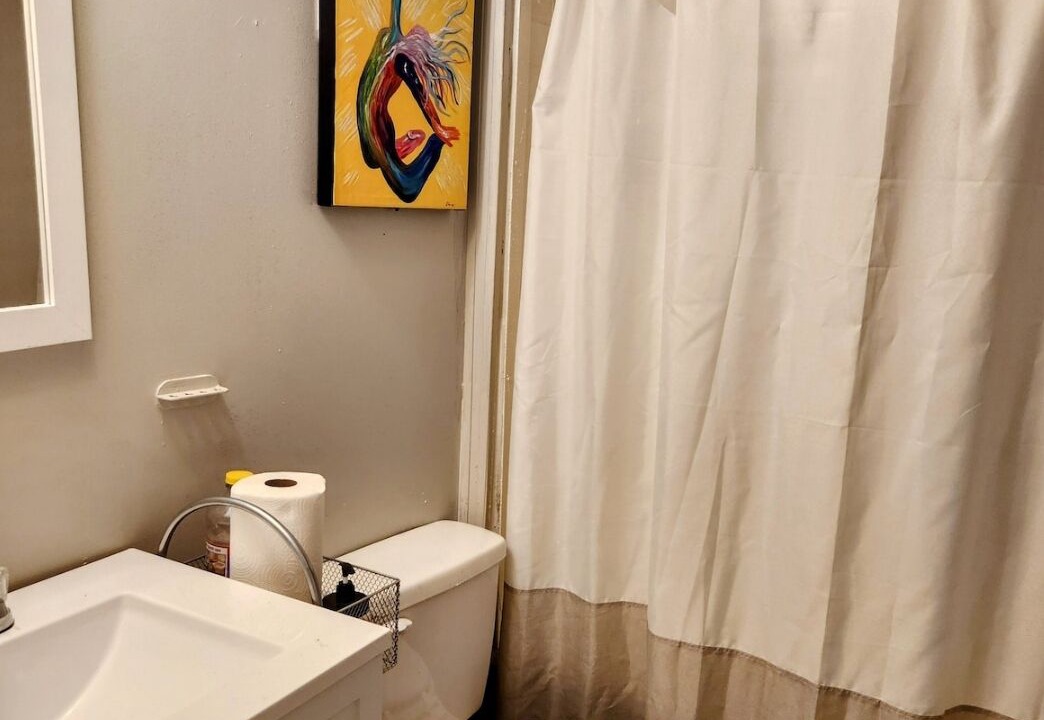 Photo of Bathroom in Portal