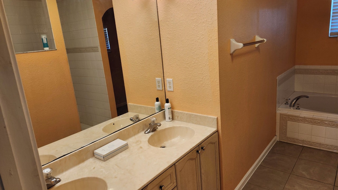 Photo of Bathroom in Port Saint Lucie