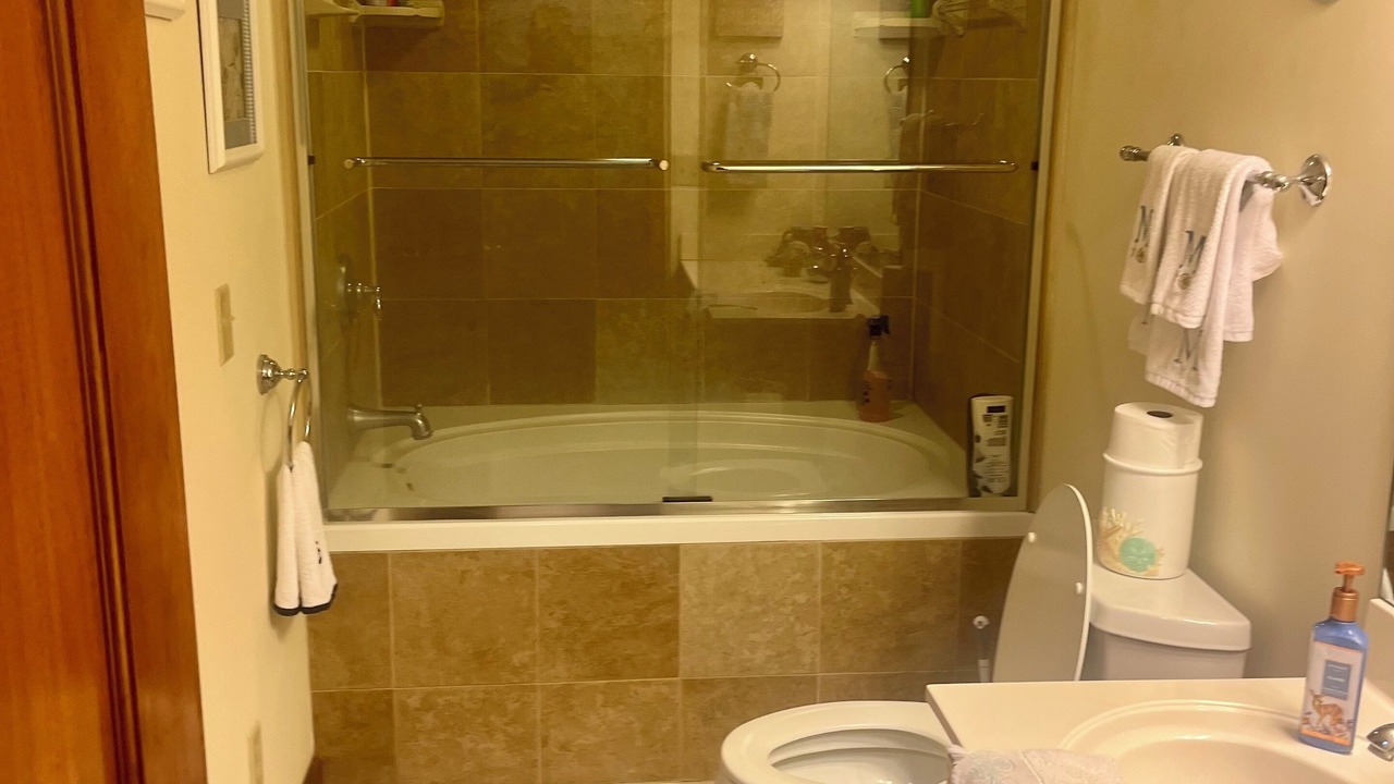 Photo of Bathroom in Kingsland