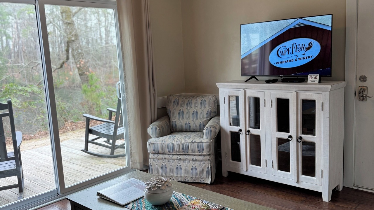 Photo of Livingroom in Elizabethtown