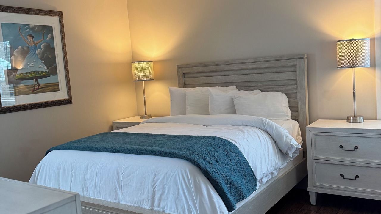 Photo of Bedroom in Elizabethtown