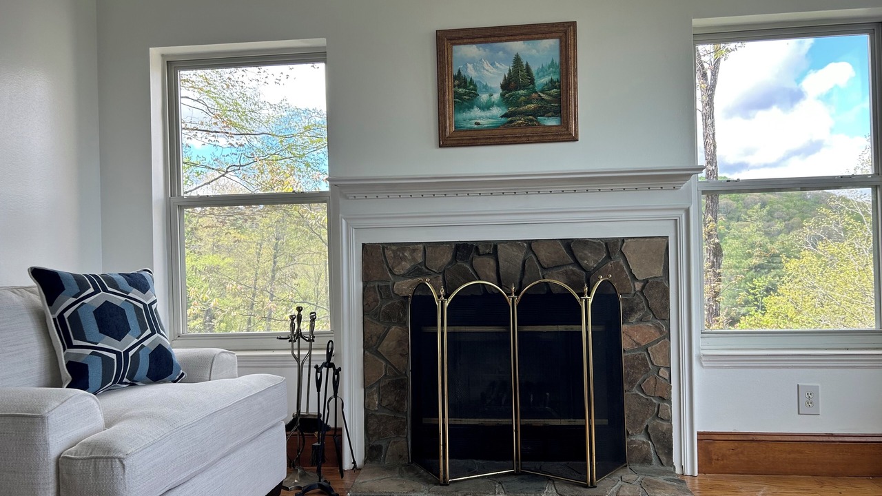 Photo of Livingroom in Glenville