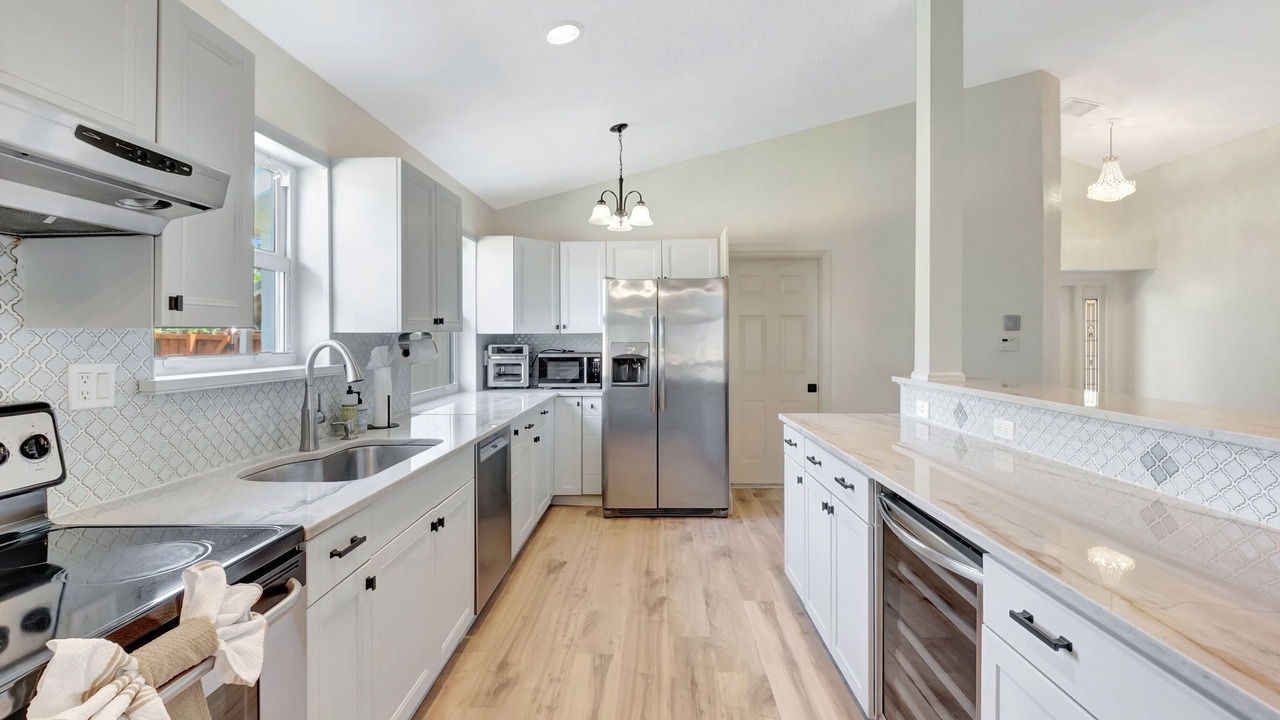 Photo of Kitchen in Tropic Palms