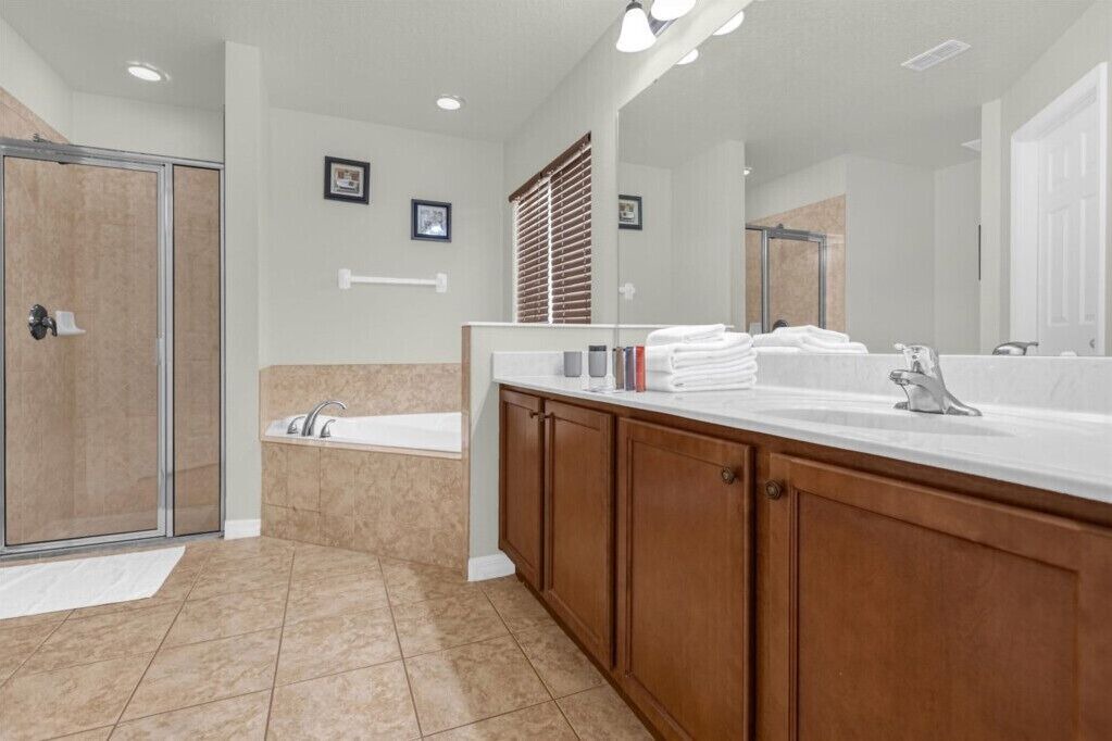 Photo of Bathroom in Veranda Palms