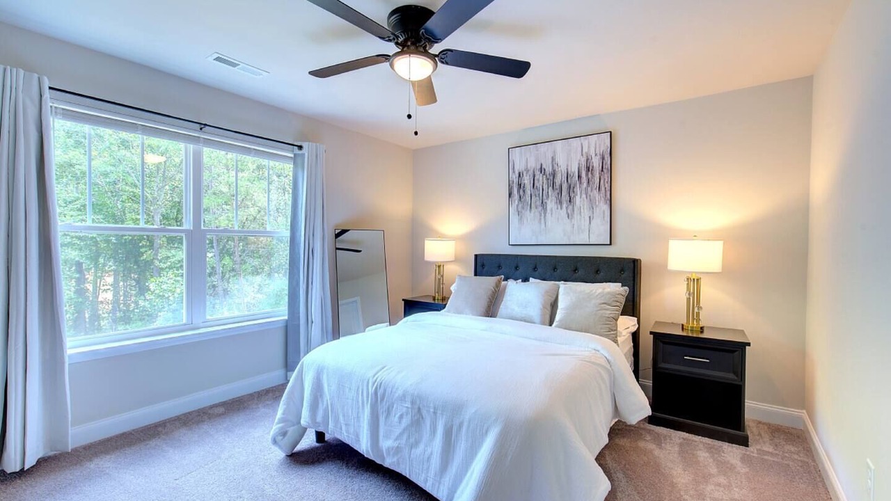 Photo of Bedroom in Taylors