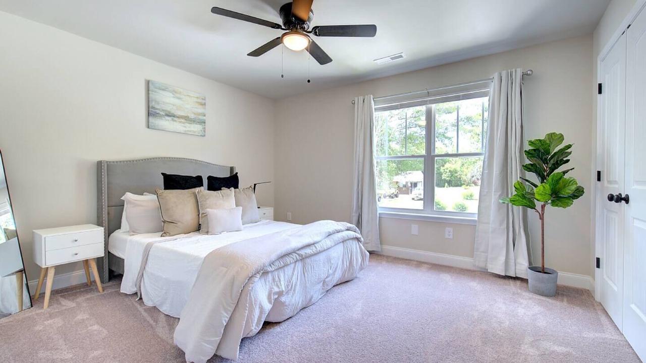 Photo of Bedroom in Taylors