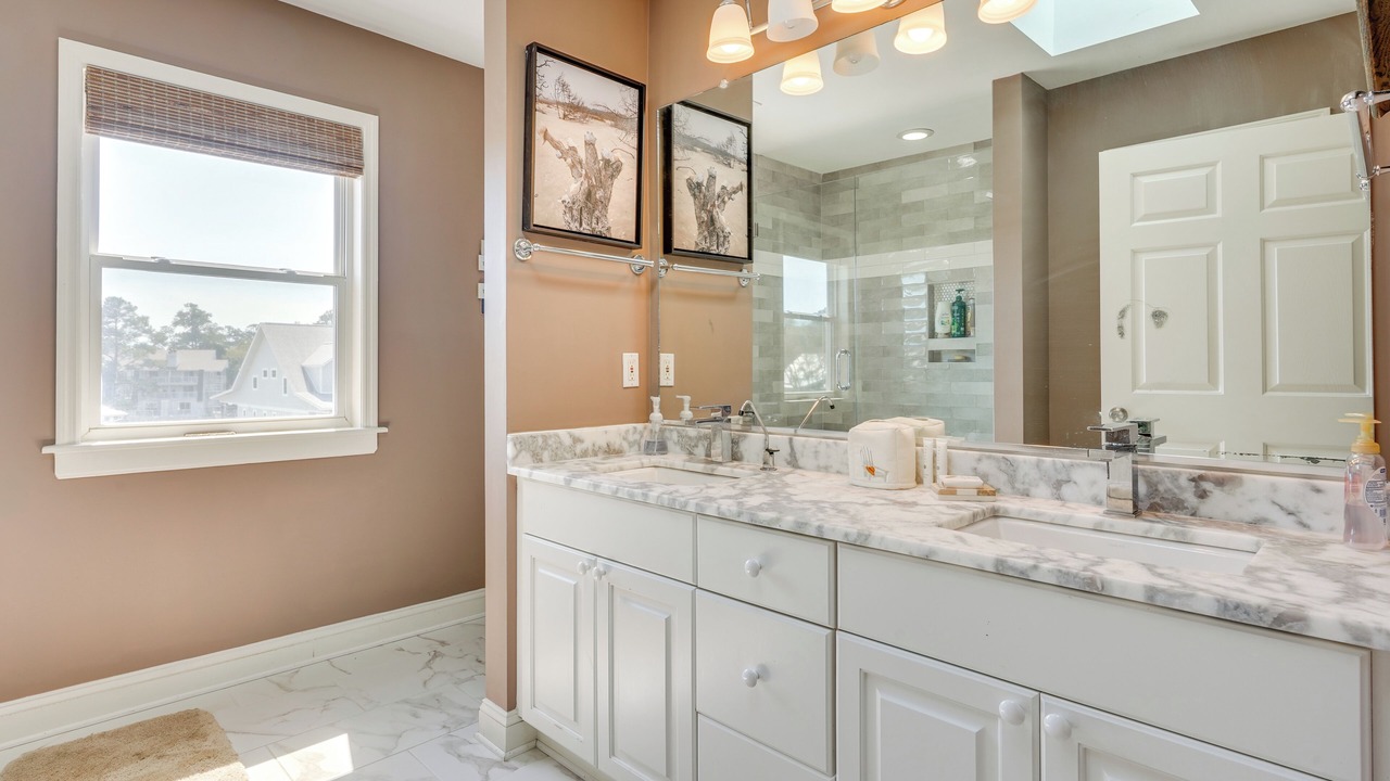 Photo of Bathroom in Ocean Ridge