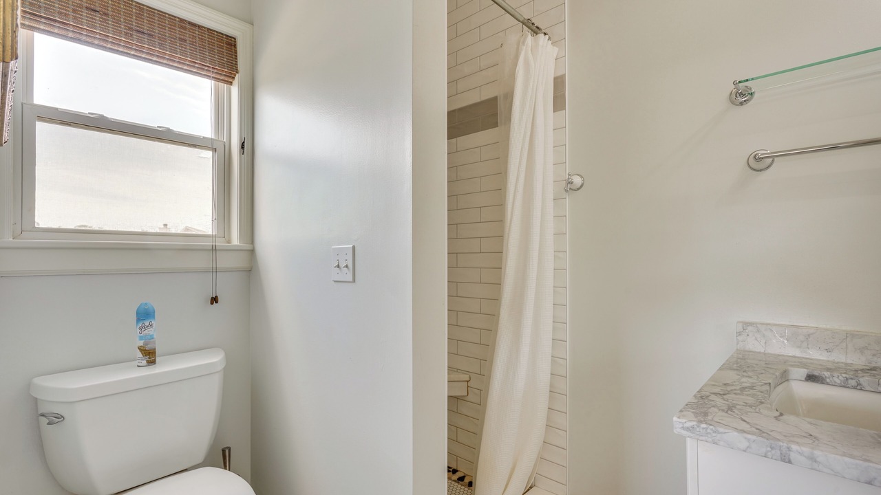 Photo of Bathroom in Ocean Ridge