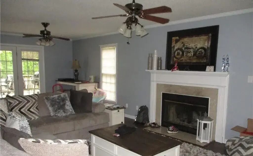 Photo of Livingroom in Pine Forest