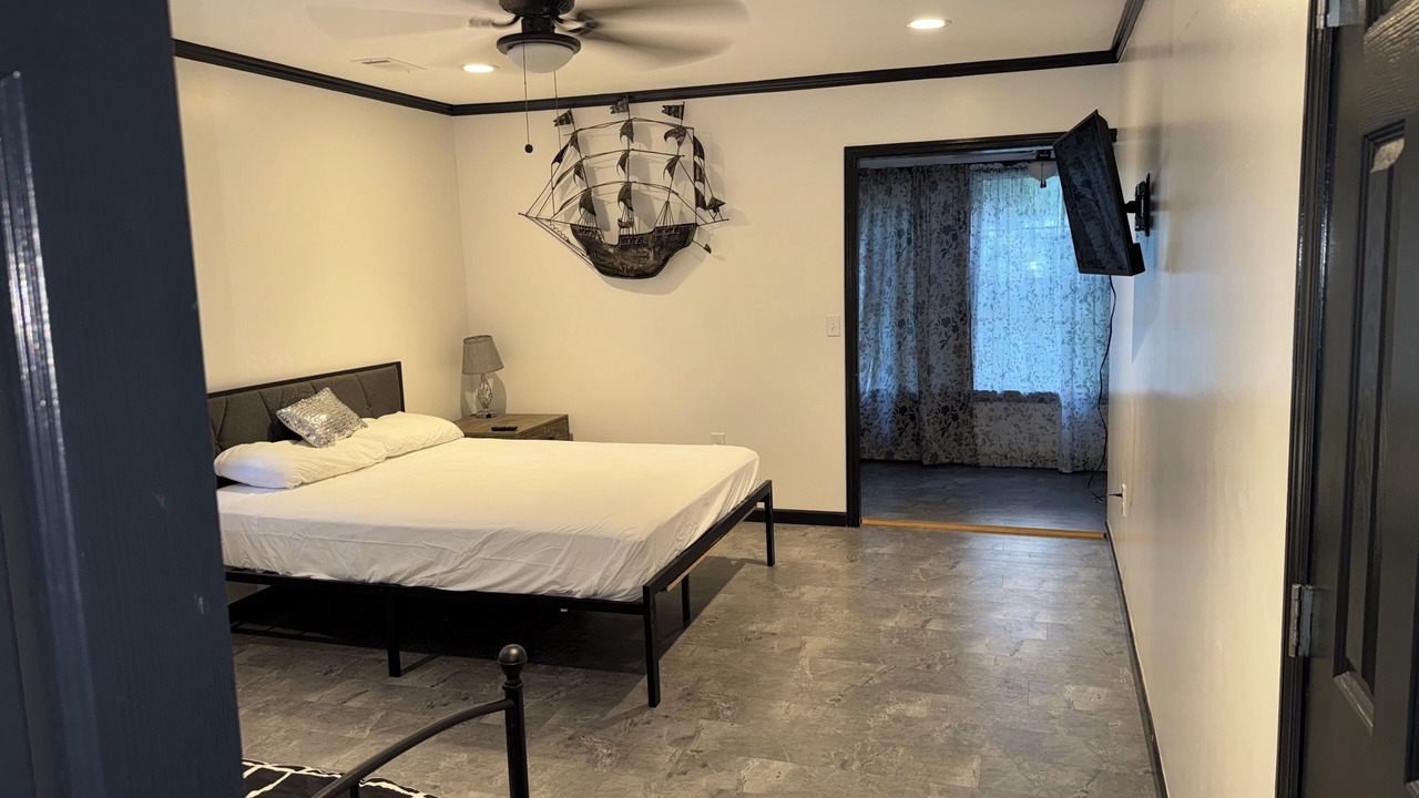 Photo of Bedroom in Saint Helena Island