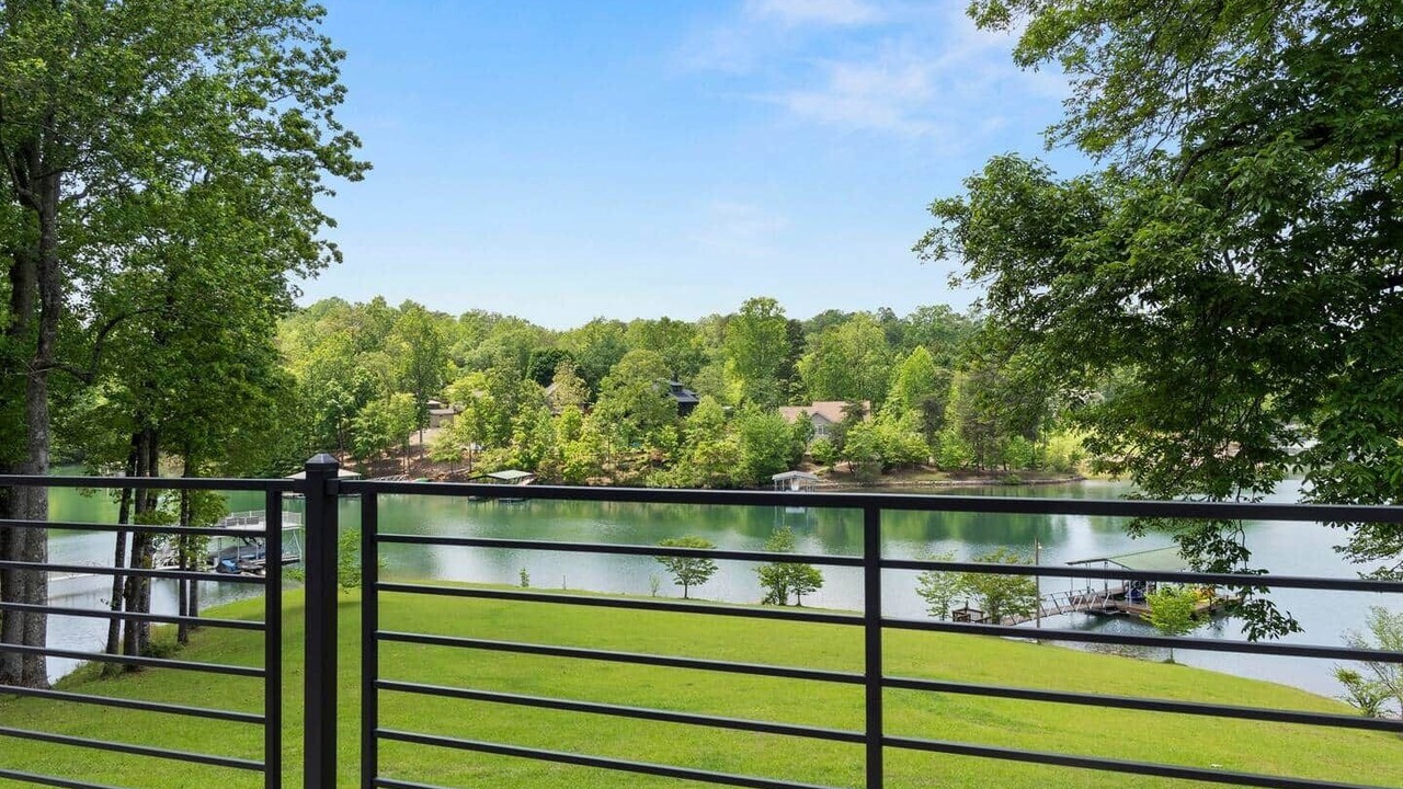 Photo of Outdoor in Seneca