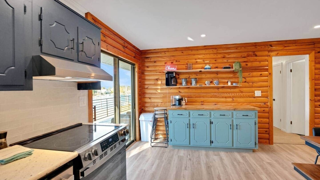 Photo of Kitchen in Seneca
