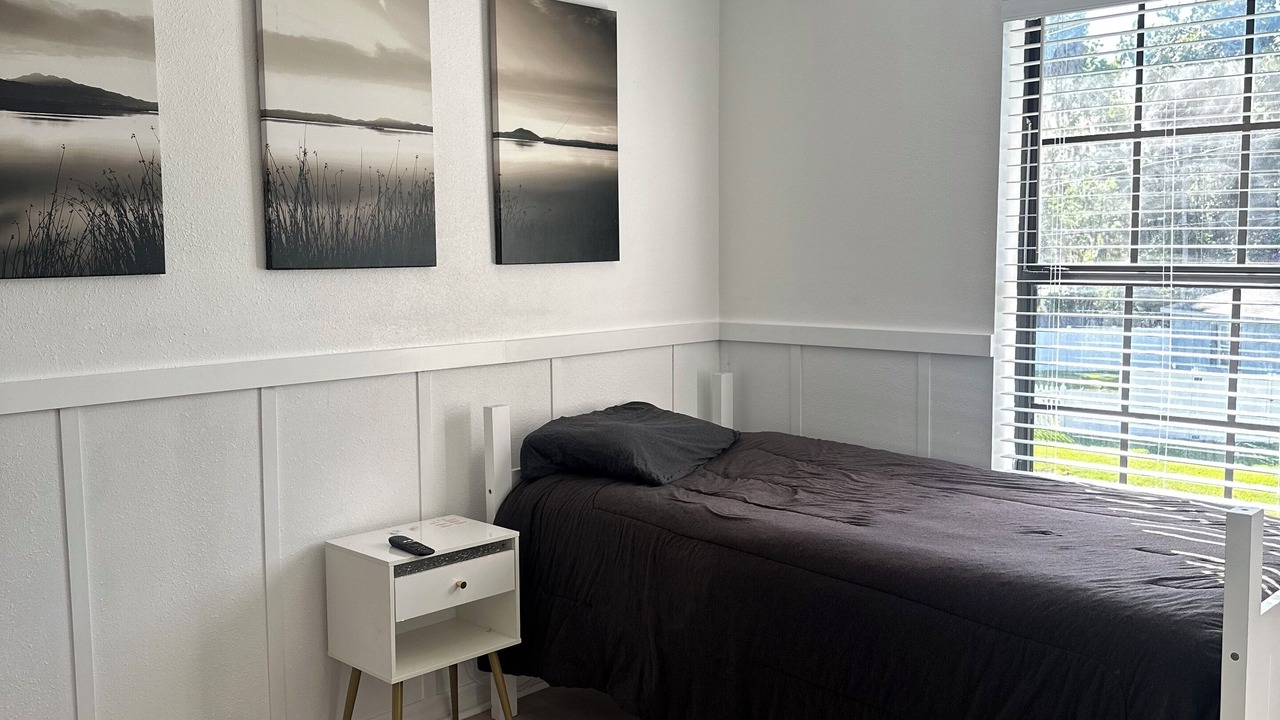 Photo of Bedroom in Deltona