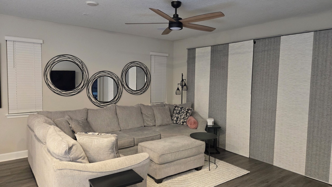 Photo of Livingroom in Westside