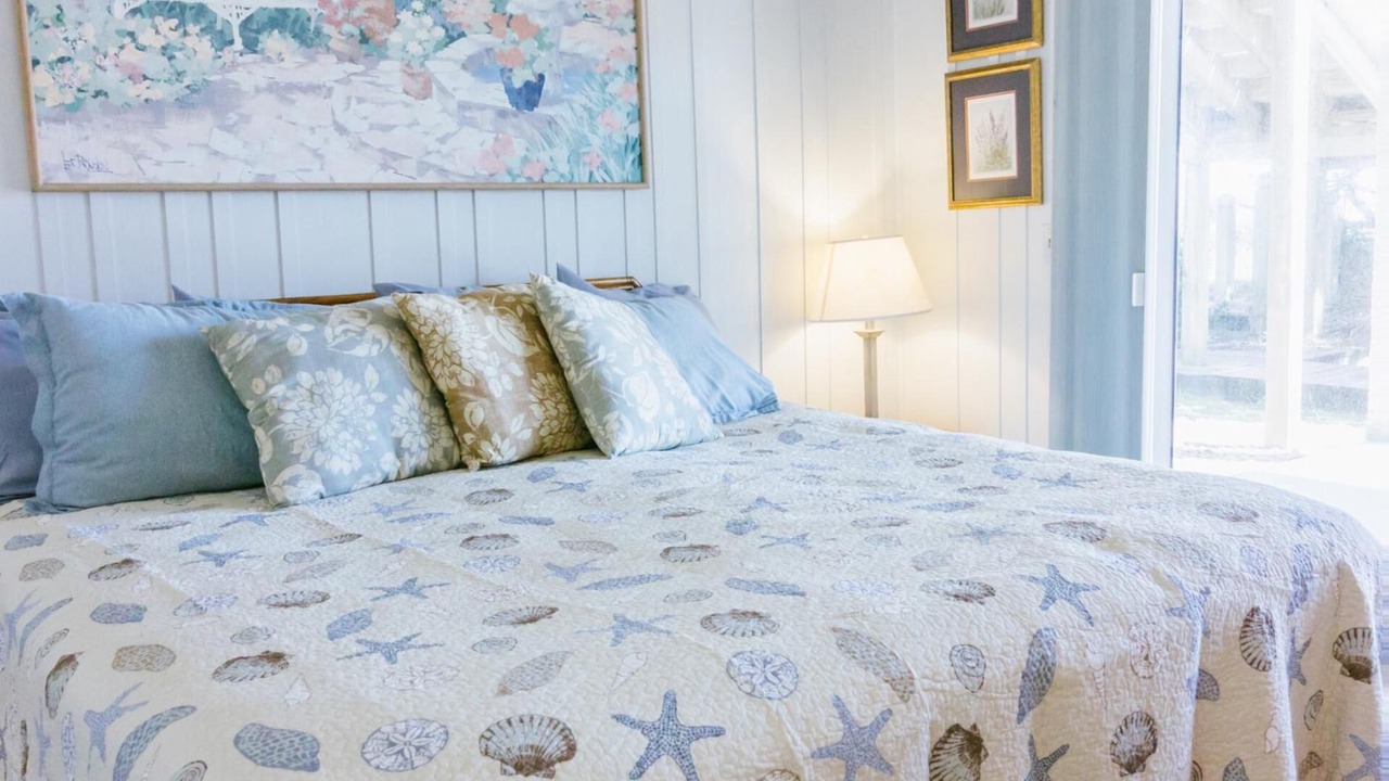 Photo of Bedroom in Saint Helena Island