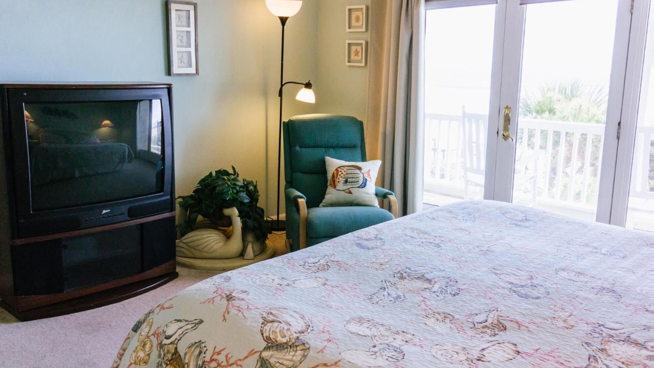 Photo of Bedroom in Saint Helena Island