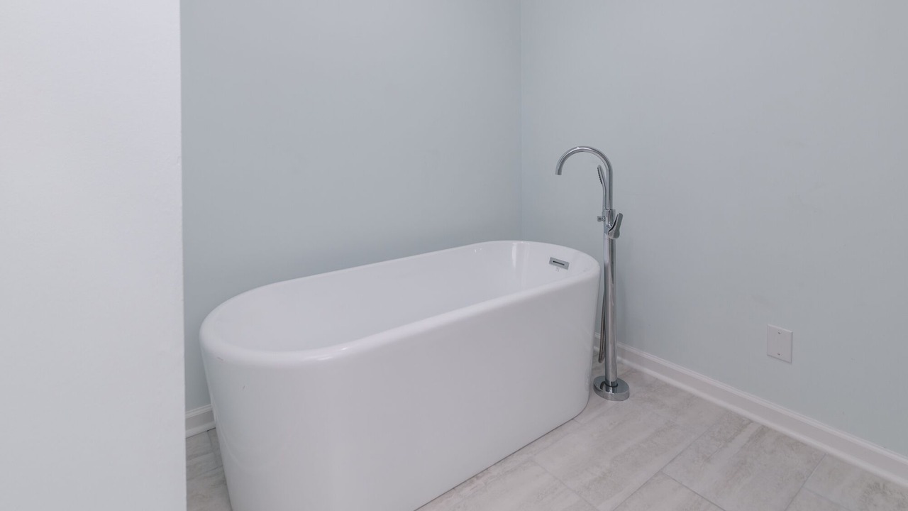 Photo of Bathroom in Oceanmarsh Subdivision