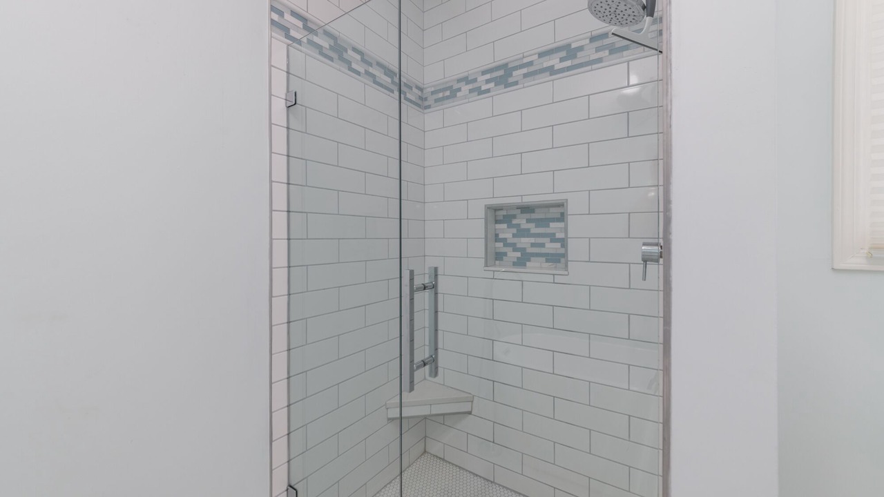 Photo of Bathroom in Oceanmarsh Subdivision