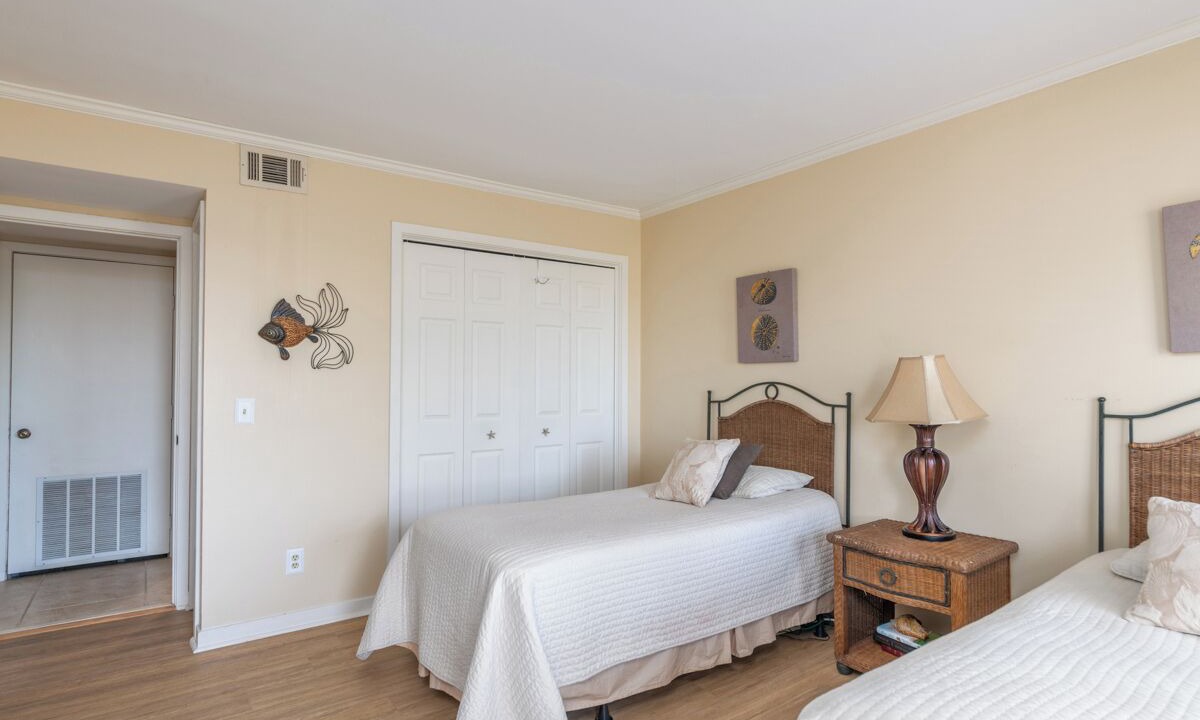 Photo of Bedroom in Oceanmarsh Subdivision