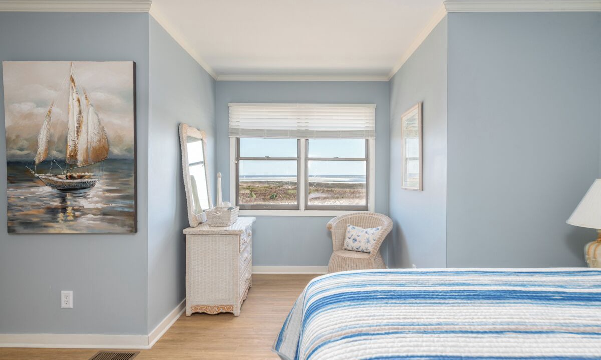 Photo of Bedroom in Oceanmarsh Subdivision