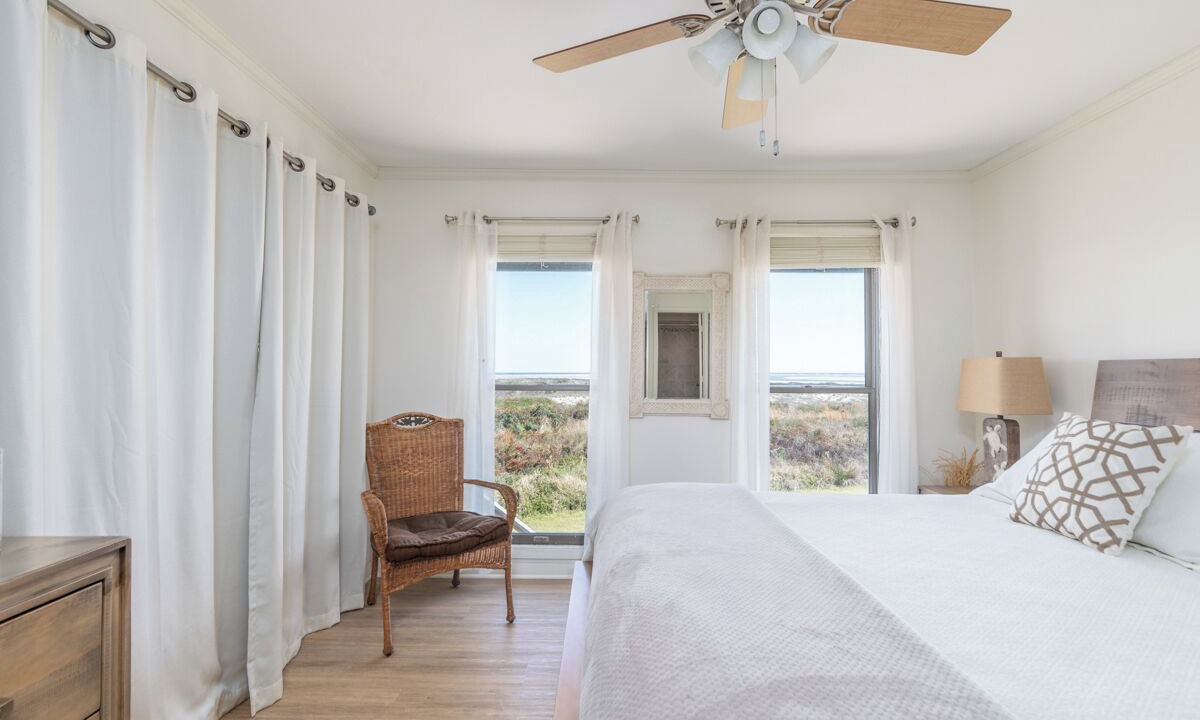 Photo of Bedroom in Oceanmarsh Subdivision