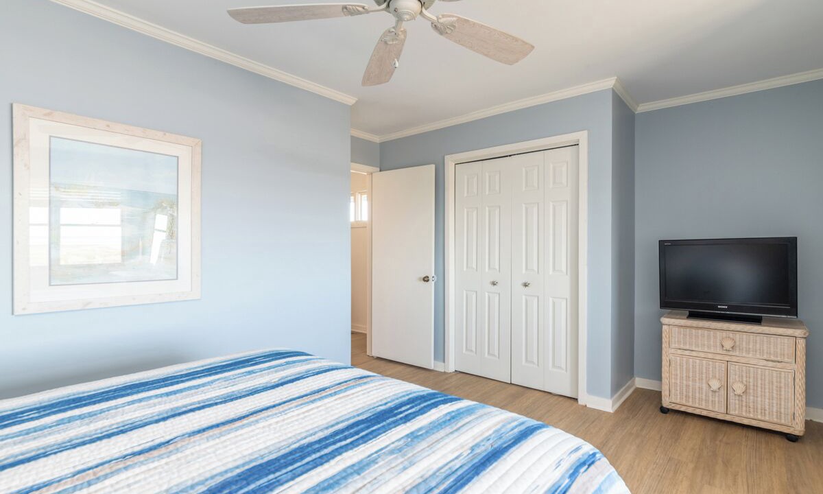 Photo of Bedroom in Oceanmarsh Subdivision