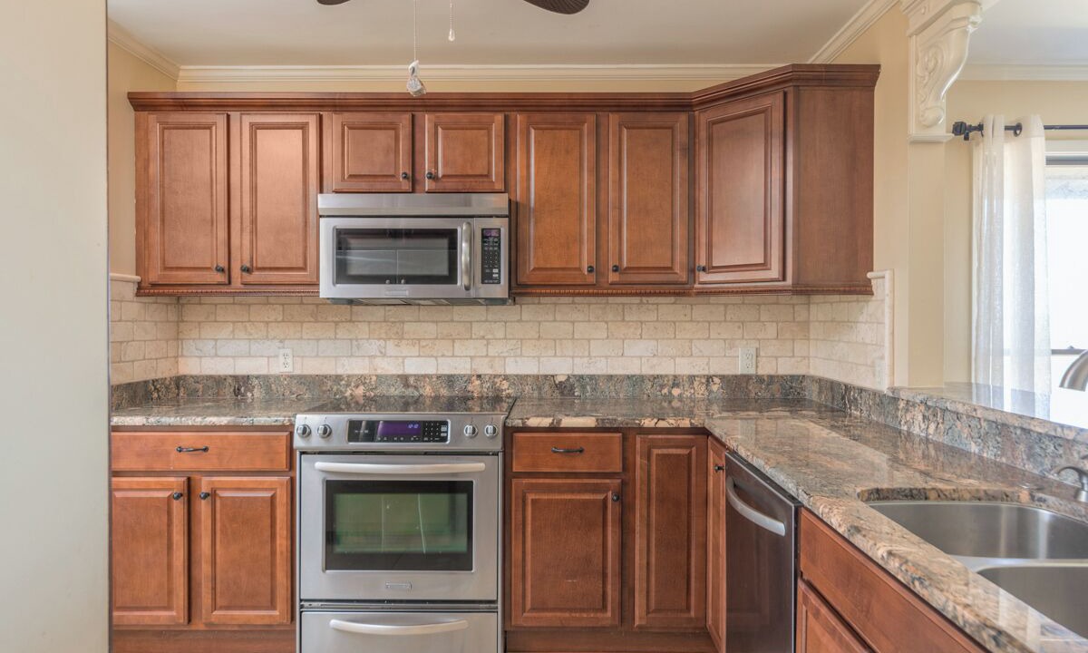 Photo of Kitchen in Oceanmarsh Subdivision