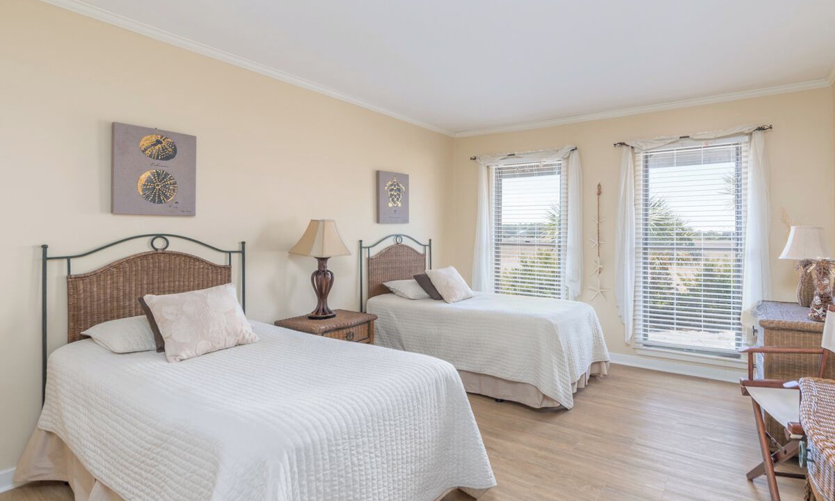 Photo of Bedroom in Oceanmarsh Subdivision