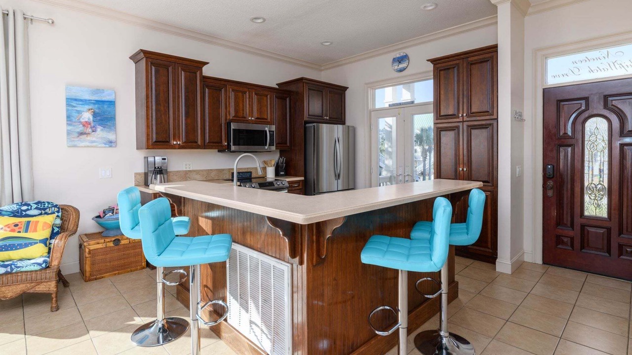 Photo of Kitchen in Oceanmarsh Subdivision