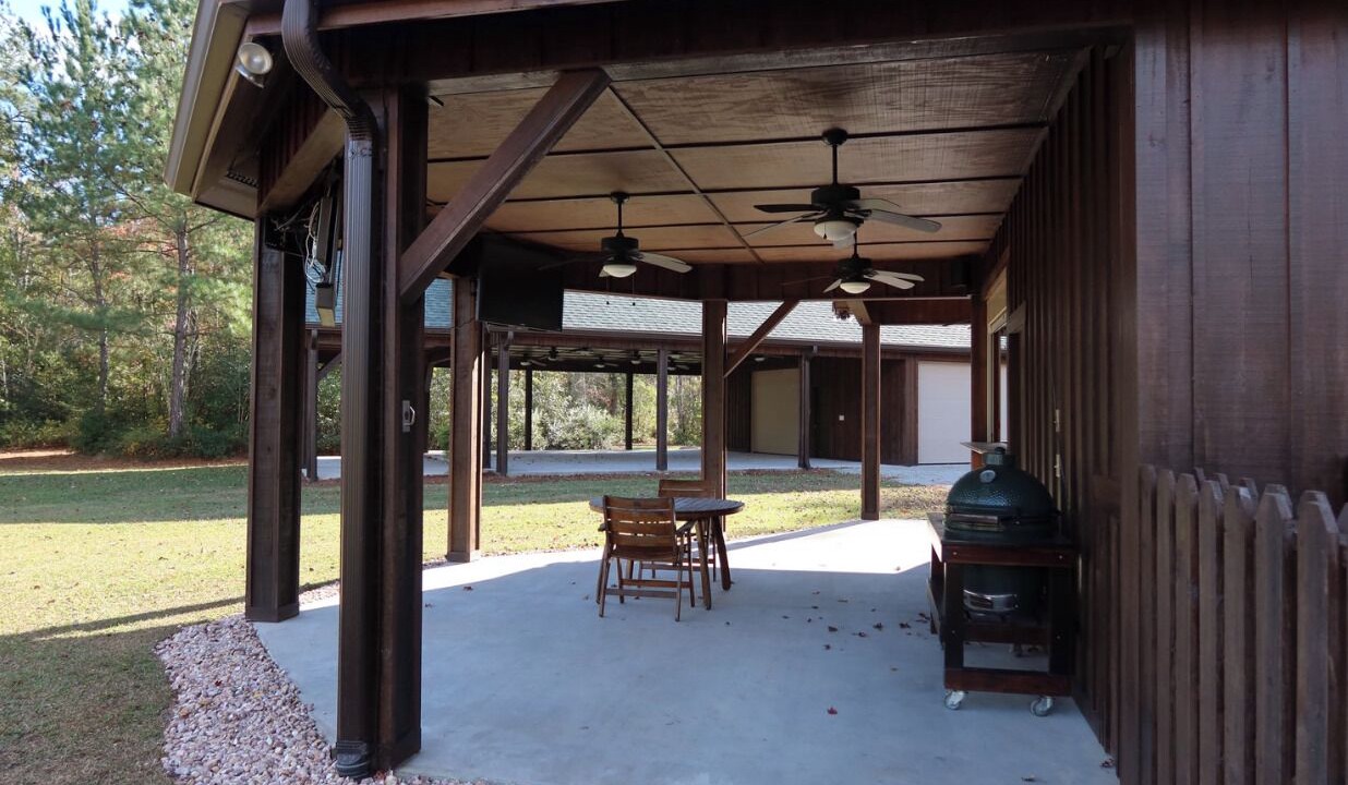 Photo of Patio Balcony in Nakina