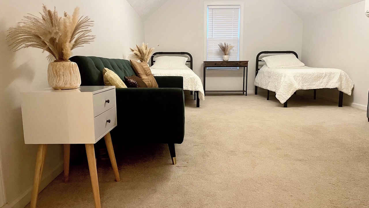 Photo of Bedroom in Plantation South