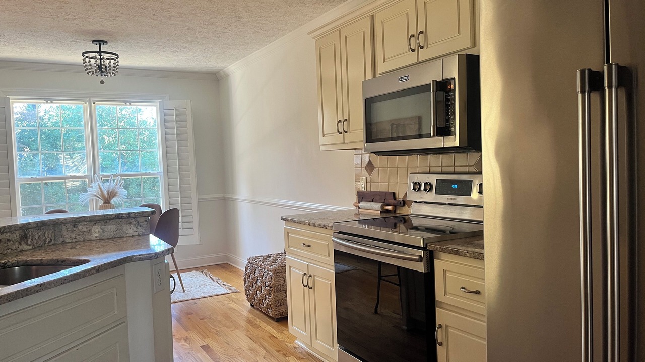 Photo of Kitchen in Plantation South