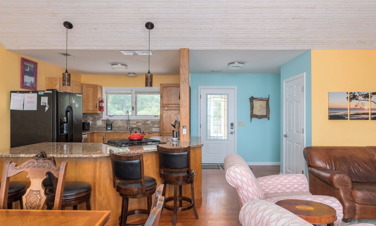 Photo of Livingroom in Saint Helena Island