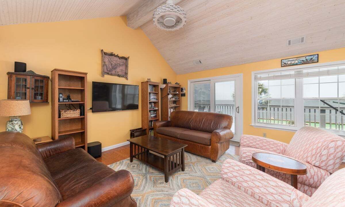 Photo of Livingroom in Saint Helena Island