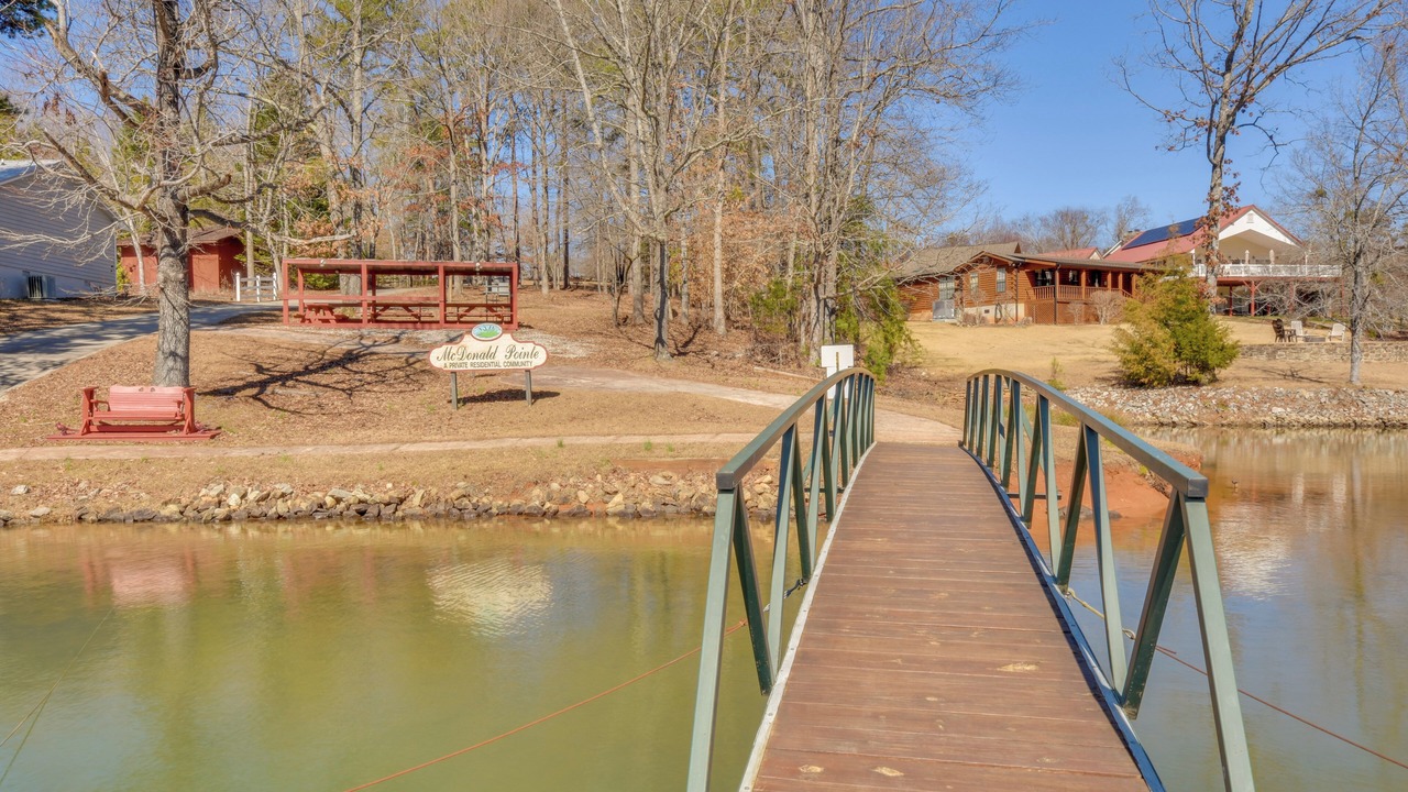 Photo of Outdoor in Seneca